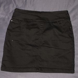 Black Skort